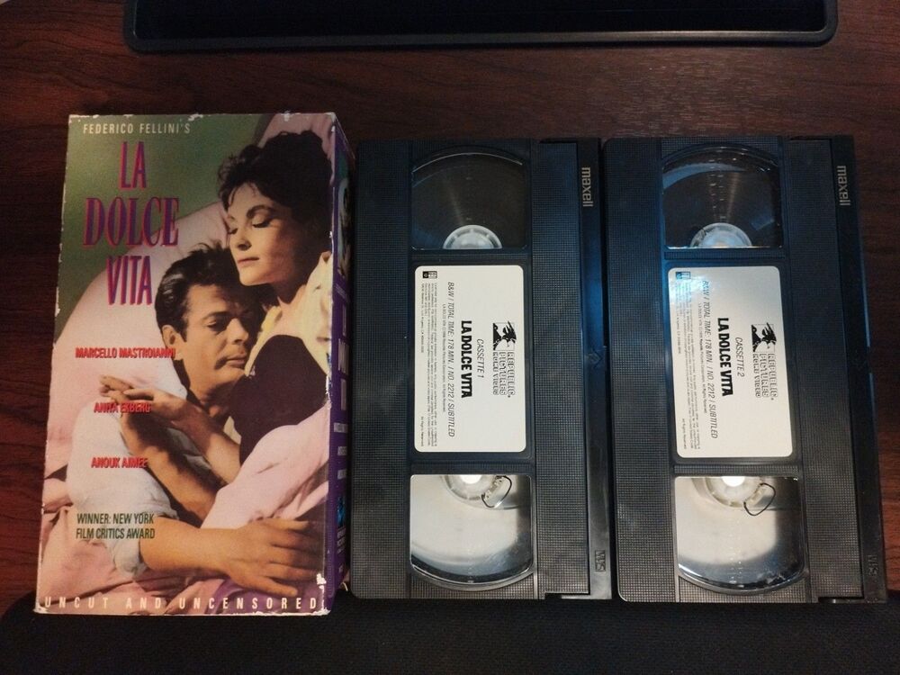La Dolce Vita Federico Fellini VHS 1989 2 Tape Set Uncut Uncensored Black &White